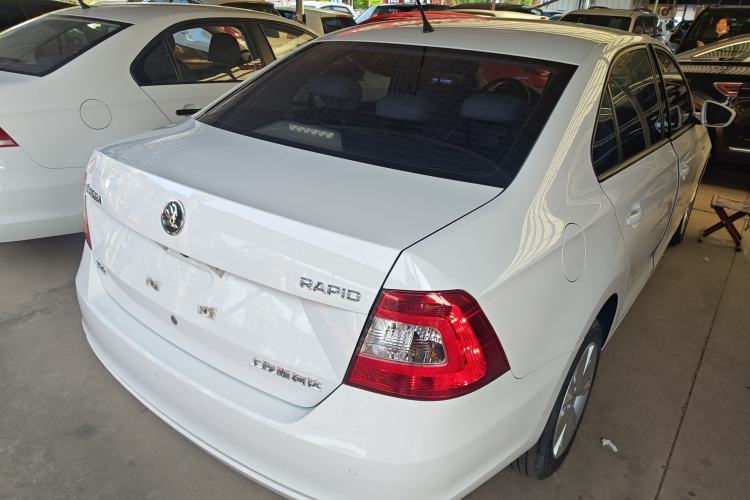Used Skoda Rapid 2016 1.6L Automatic Chuanxing Edition Rear Right 45 Deg