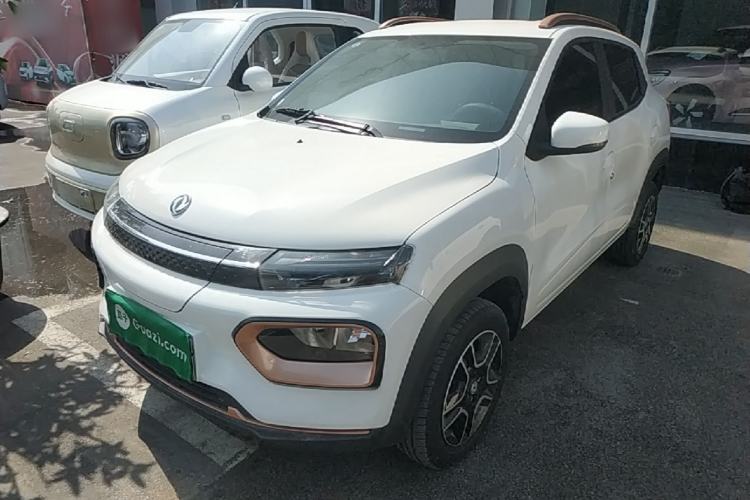 Used Dongfeng NAMMI BOX 2022 Revised Light Wind Edition 201 km Standard Version