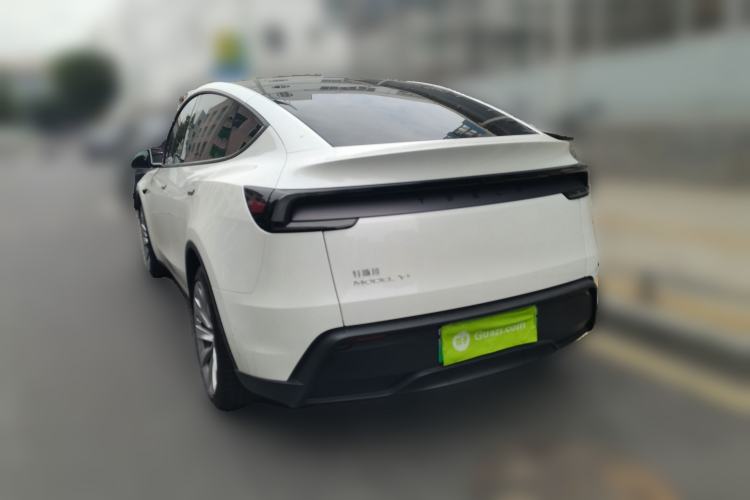 Used Tesla Model Y 2025 Long-Range All-Wheel-Drive Version
