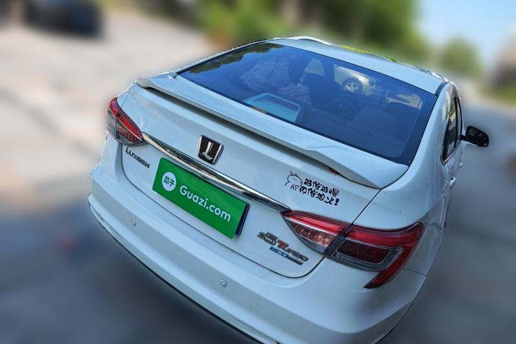 Used Luxgen 5 2015 1.8T Automatic ZhiZun Model
