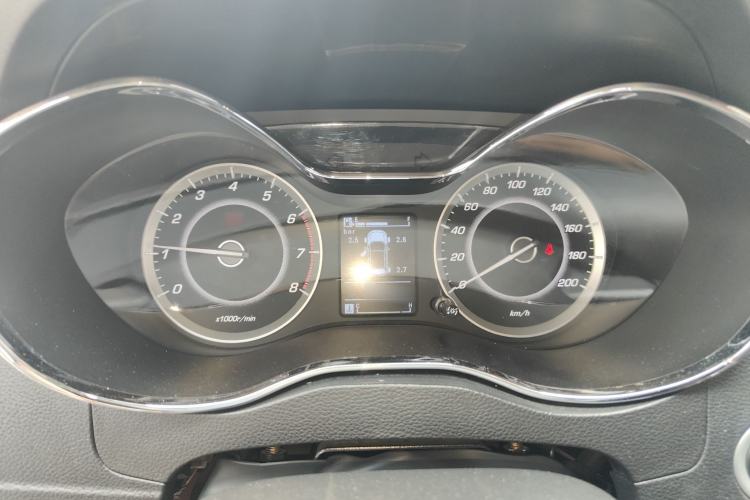 Used Baojun 560 2016 1.8L Manual Luxury Edition
