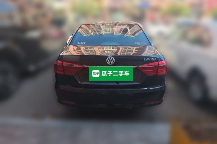 Used Volkswagen Lavida 2013 Revised Version 1.6L Automatic Luxury Edition Rear