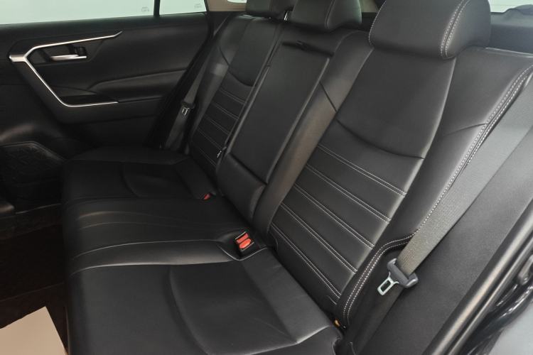 Used Toyota Wildlander 2020 2.0L CVT 4x4 Luxury Edition Left Rear Seat