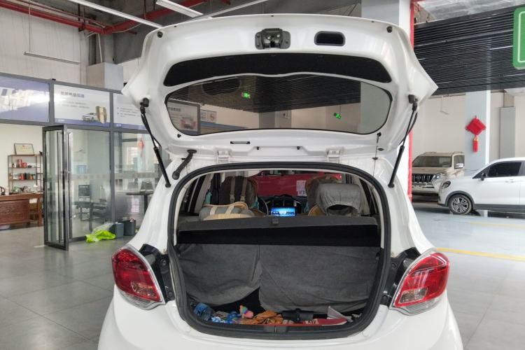 Used CHANGAN Benni 2015 1.4L IMT Luxury Model China V Standard
