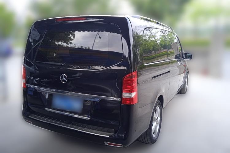 Used Mercedes-Benz Vito 2016 2.0T Elite Edition Rear Right 45 Deg