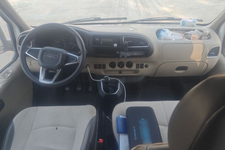 Used JMC Transit 2017 2.8T Business-Grade Long Wheelbase Mid-Roof 14/15-Seater JX493