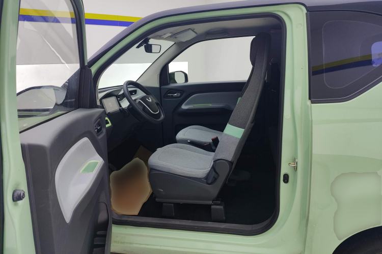 Used Wuling Hongguang MINIEV 2022 Macaron Premium Model – Lithium Iron Phosphate