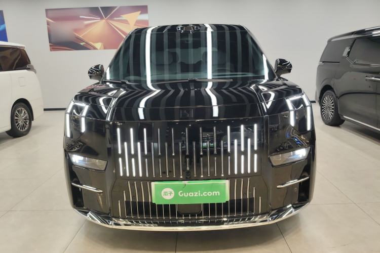 Used Zeekr 009 2024 Six-Seat Executive Version 4WD 108 kWh Front