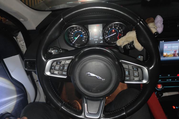 Used Jaguar F-PACE 2018 2.0T Four-Wheel Drive Urban Luxury Edition