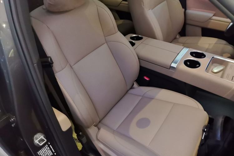 Used Li Auto L8 2025 Ultra Smart Refreshed Edition