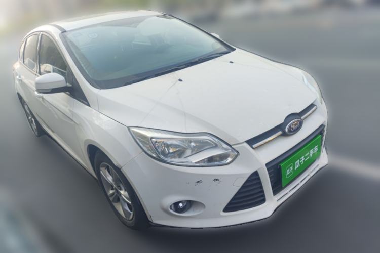 Used Ford Focus 2015 Sedan 1.6L Automatic Comfort Model Front Right 45 Deg