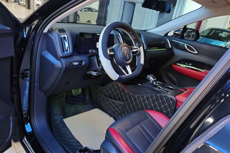 Used Hongqi HS3 2023 1.5T Two-Wheel Drive Shanwei Edition
