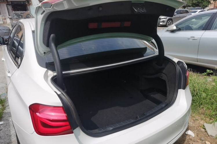 Used BMW 3 Series 2016 316i Fashion Model