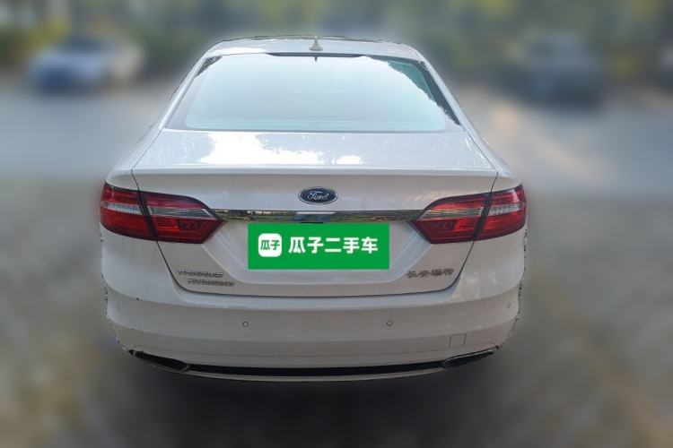 Used Ford Taurus 2018 EcoBoost 245 Premier Edition China VI Standard