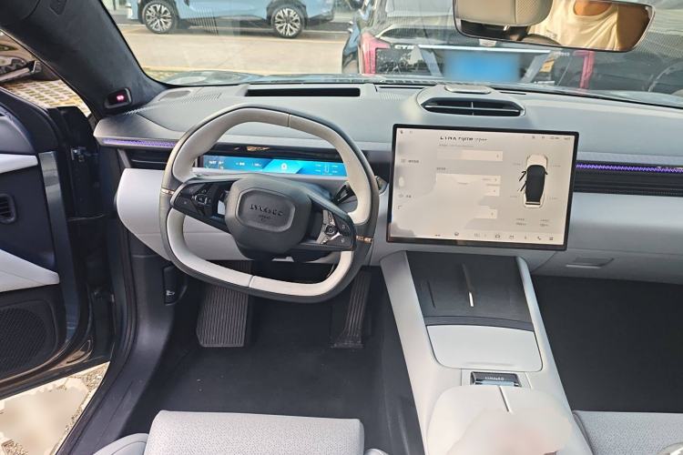 Used Lynk & Co Z10 2025 95 kWh 702 km All-Wheel Drive Intelligent Driving Ultra