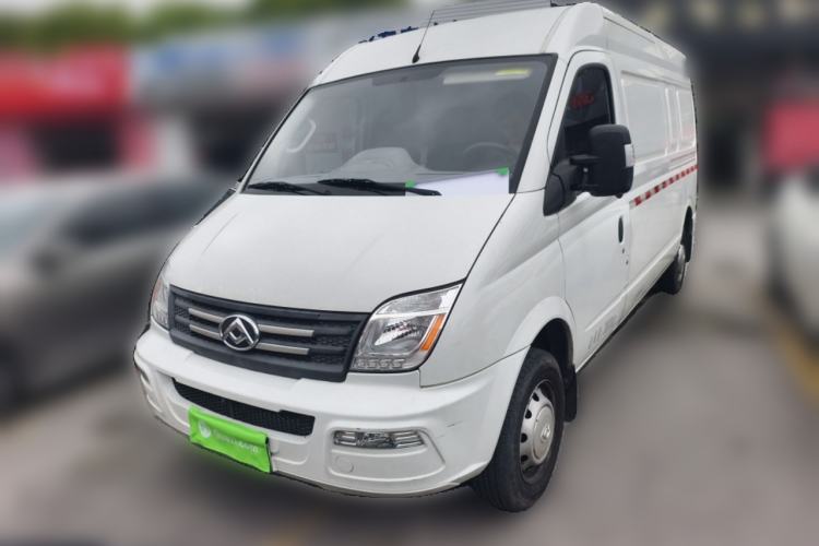 Used SAIC MAXUS Xintu V80 2023 2.0T Manual Classic City Delivery King Long Wheelbase Mid-Roof 3-Seater