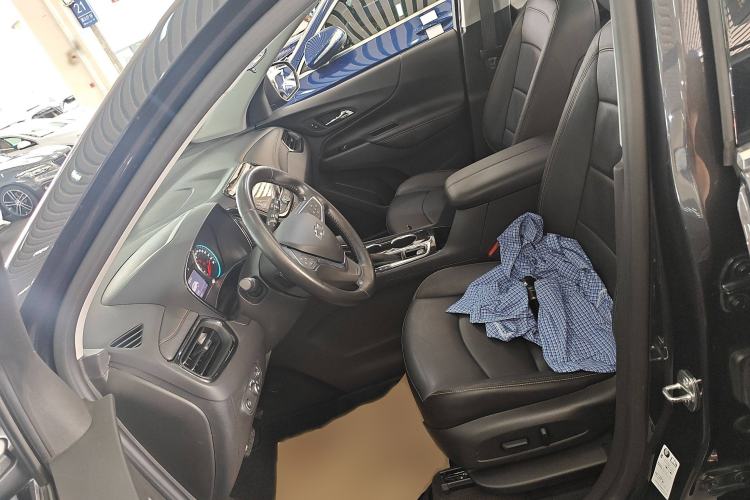 Used Chevrolet Equinox 2021 535T Yujie Edition