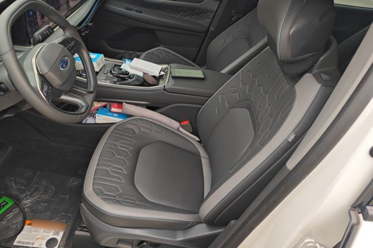 Used Ford Edge 2023 Ford Explorer L 2.0T EcoBoost E-Hybrid Two-Wheel Drive 7-Seater Luxury Model