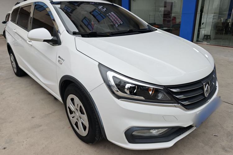 Used Baojun 310W 2017 1.5L Manual Comfort Version China V
