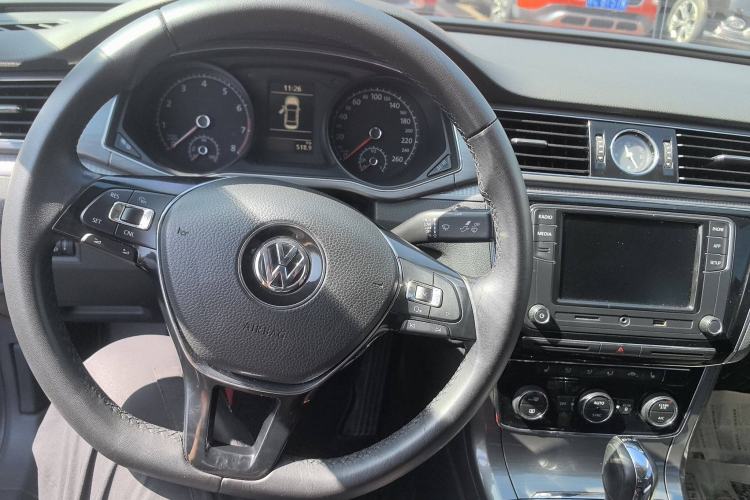 Used Volkswagen Passat 2017 330TSI DSG Luxury Edition
