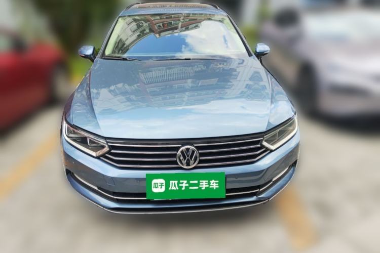 Used Volkswagen Variant 2016 380TSI Two-Wheel-Drive Style Edition
