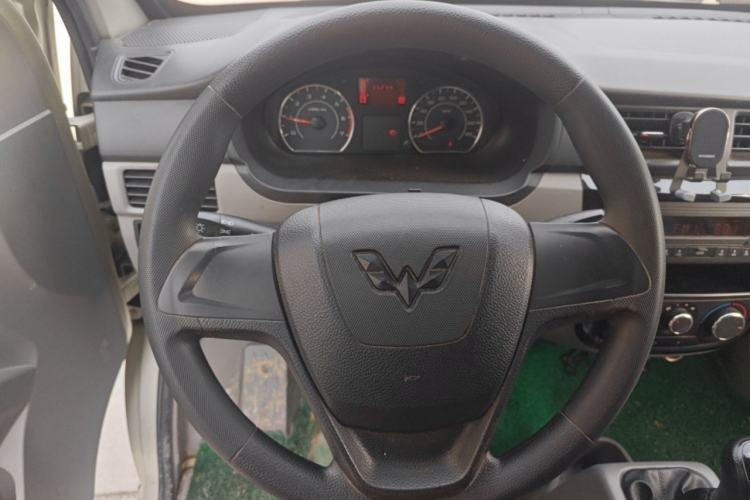 Used Wuling Zhiguang 2015 1.2L S Standard Model LSI