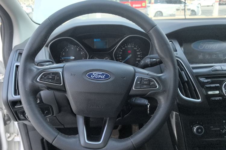 Used Ford Focus 2018 Sedan Classic 1.6L Automatic Trendy SmartDrive Edition