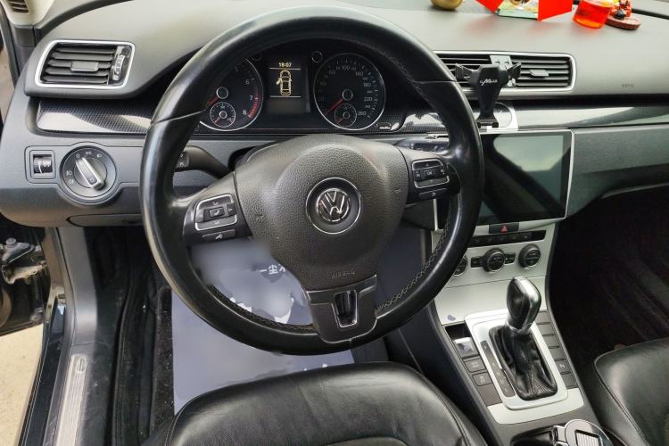 Used Volkswagen Magotan 2015 1.8TSI Luxury Model