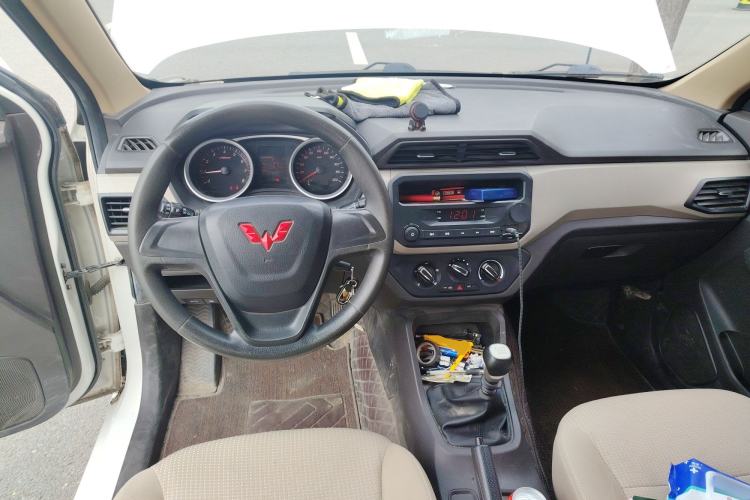 Used Wuling Hongguang 2021 1.5L Revised S Standard Version with Electric Power Steering LAR
