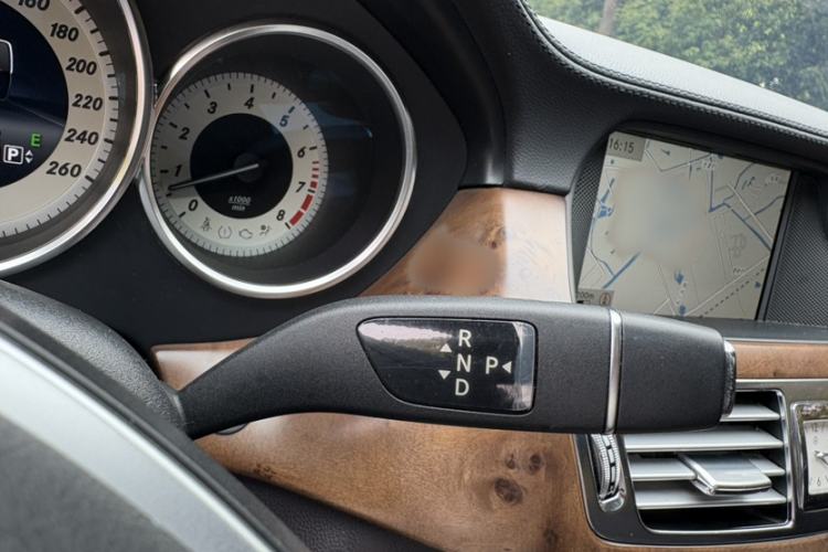 Used Mercedes-Benz CLS 2012 CLS 300 CGI Gear Lever