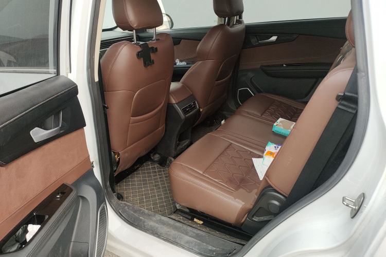 Used Sinotruk VGV U70 2020 1.5T Automatic Smart Luxury 7-Seater