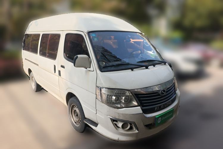 Used King Long Golden Way 2015 2.0L Value-Packed Practical Version 4G21B Front Right 45 Deg