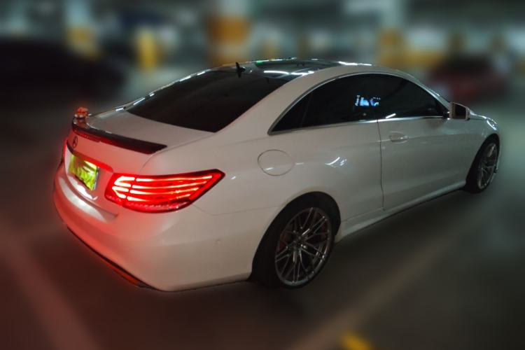 Used Mercedes-Benz E-Class 2014 E 260 Coupe Rear Right 45 Deg