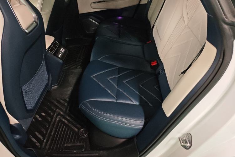 Used Zeekr 001 2023 WE Edition 100 kWh
