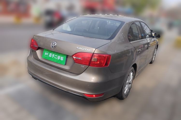 Used Volkswagen Sagitar 2012 1.4TSI Manual Luxury Model Rear Right 45 Deg