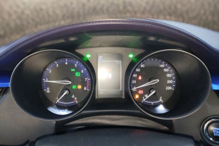 Used Toyota C-HR 2018 2.0L Leading with Sunroof China VI Standard Instrument Cluster