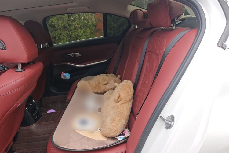 Used BMW i3 2023 eDrive 40 L Midnight Edition Left Rear Seat