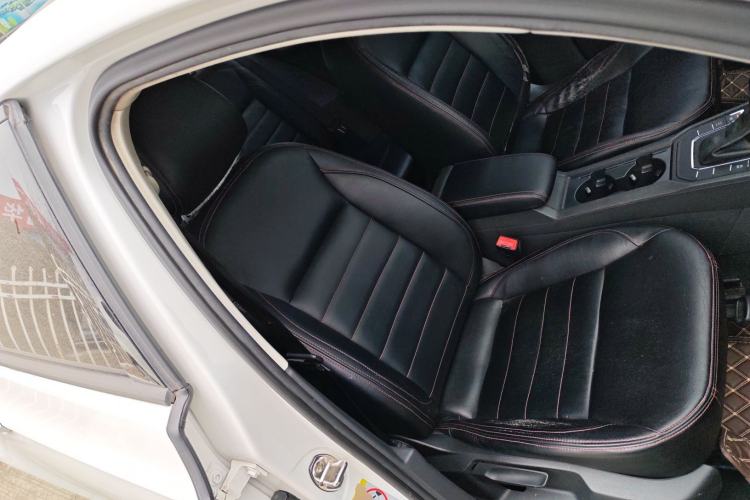 Used Volkswagen Lamando 2017 230TSI DSG Fashion Edition