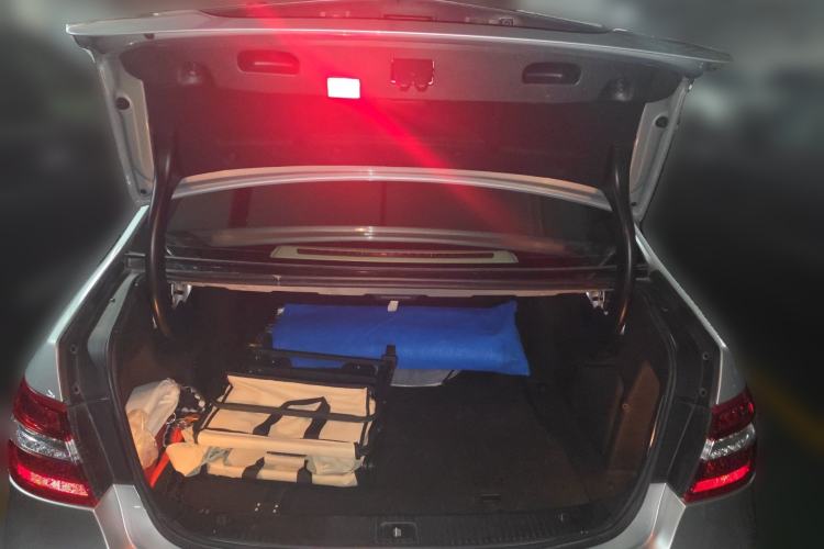 Used Mercedes-Benz E-Class 2010 E 260 L CGI Elegant Model