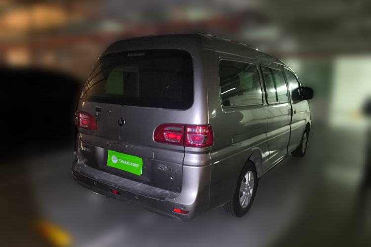 Used FORTHING Lingzhi 2023 M5L 1.6L Base Model 5 Seats
