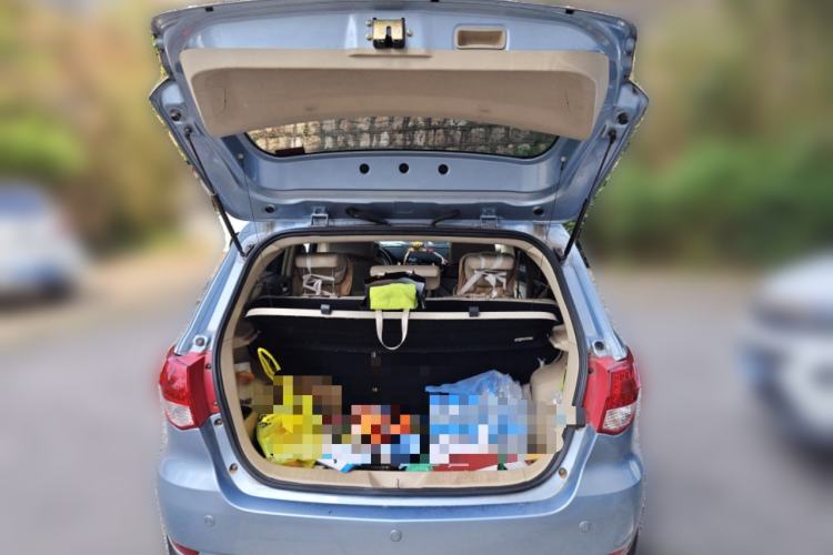 Used BAIC E Series 2012 Hatchback 1.5L Manual Leshang Version