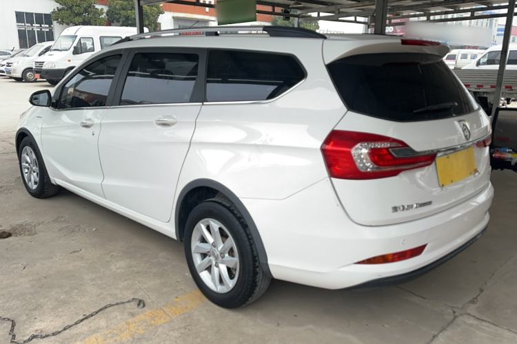 Used Baojun 310W 2017 1.5L Manual Fashion Model China V
