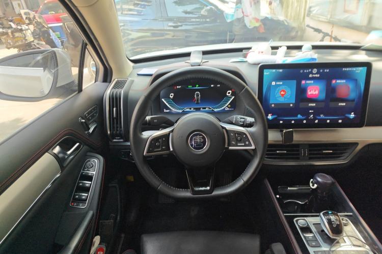 Used BYD Tang New Energy 2019 DM 2.0T All-Wheel Drive Connected Innovation Edition 7 Seats China VI Standard Steering Wheel