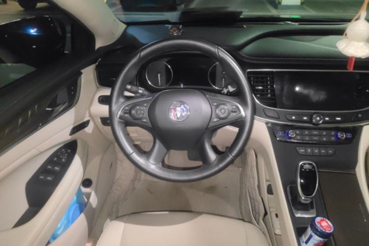 Used Buick LaCrosse 2022 Avenir Avia First Edition