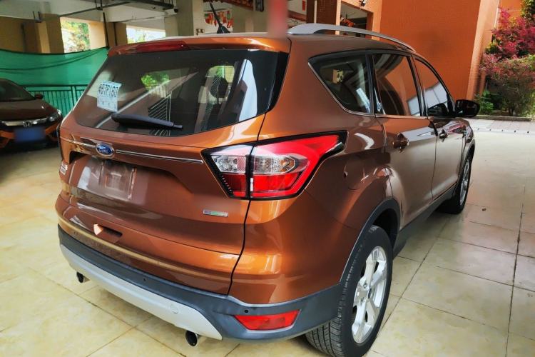 Used Ford Kuga 2018 EcoBoost 180 Two-Wheel-Drive Platinum Edition