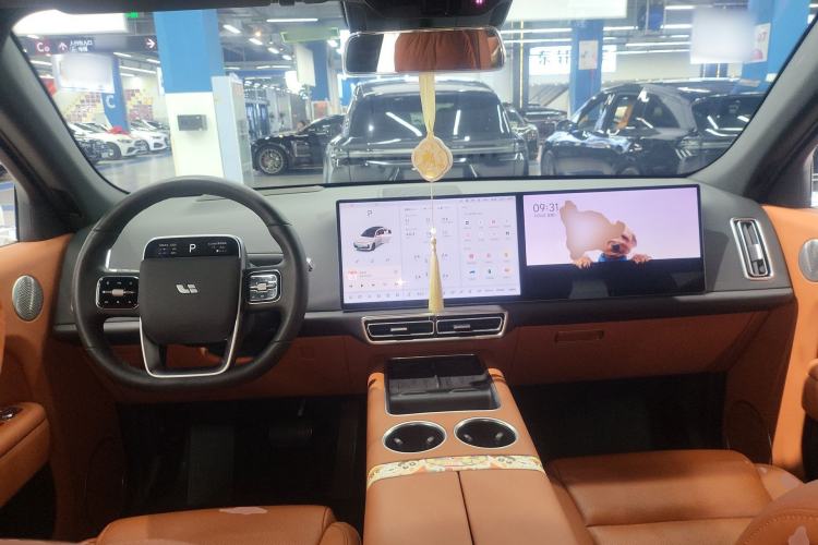 Used Li Auto L7 2024 Pro Model
