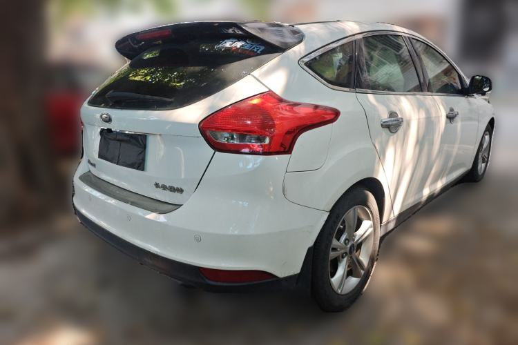 Used Ford Focus 2015 Hatchback 1.6L Automatic Comfort Model Rear Right 45 Deg