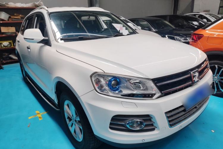 Used Zotye T600 2016 1.5T Manual Luxury Model Front Right 45 Deg