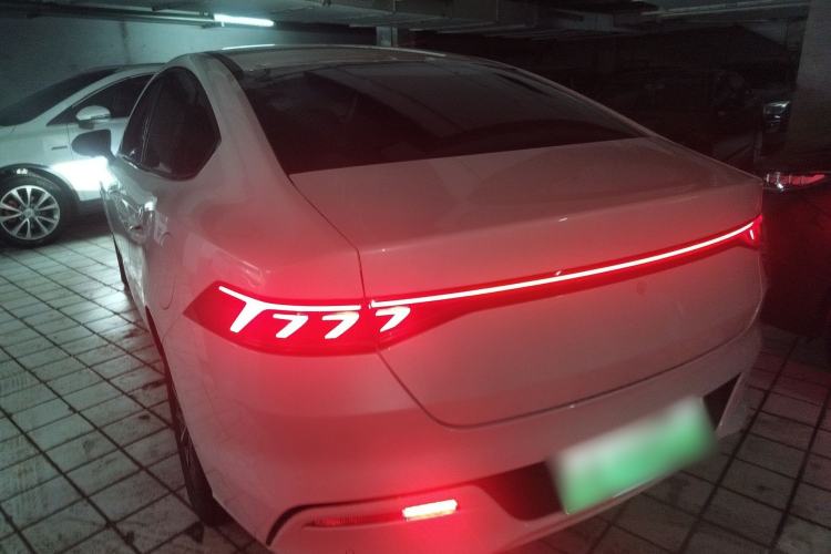 Used BYD Qin PLUS 2024 HONOR Edition DM-i 55KM Leading Model
