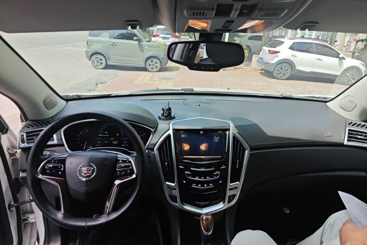 Used Cadillac SRX 2014 3.0L Leading Model